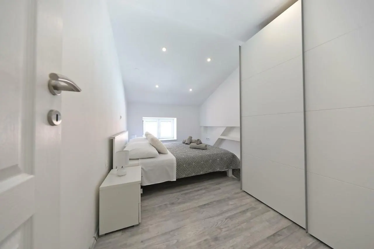 Zara Three Wells Apartment Croatia