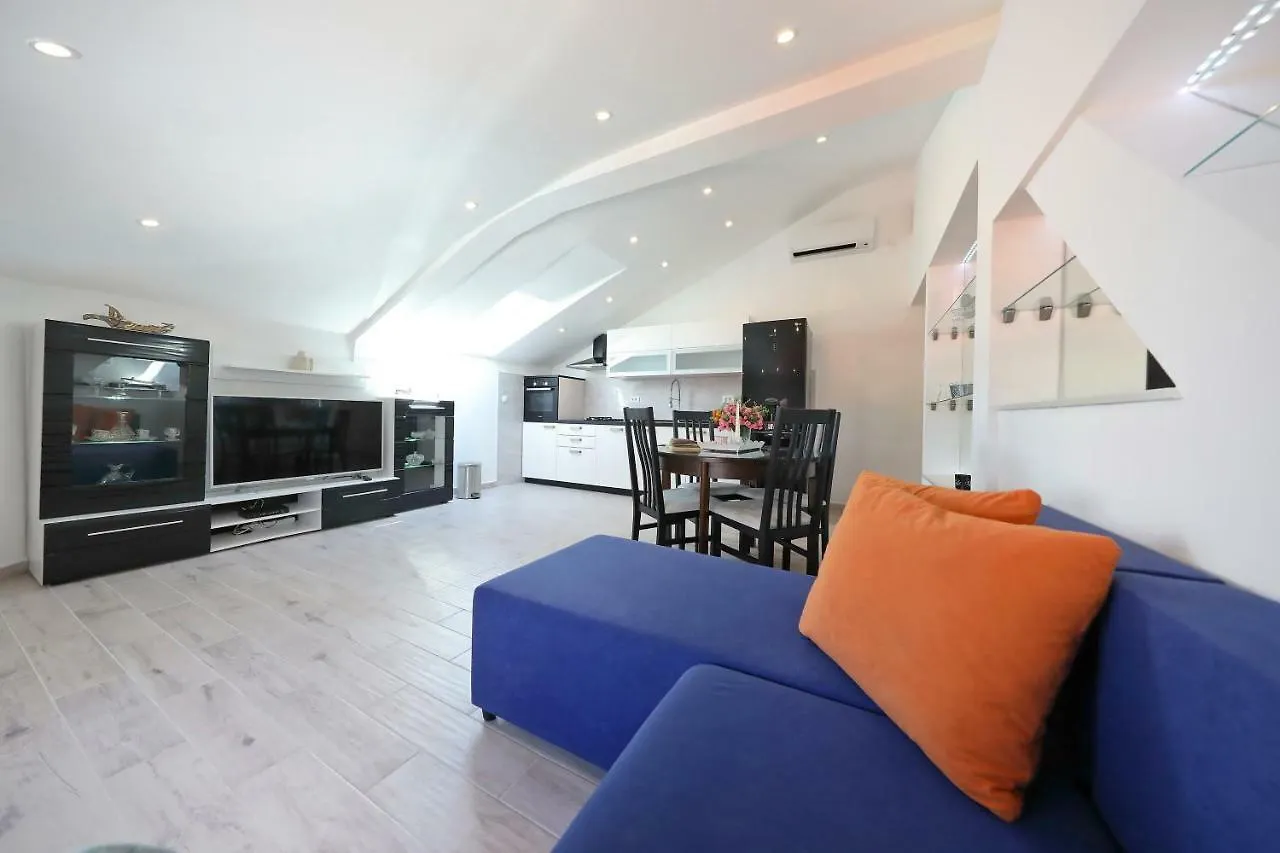Zara Three Wells Apartment Zadar