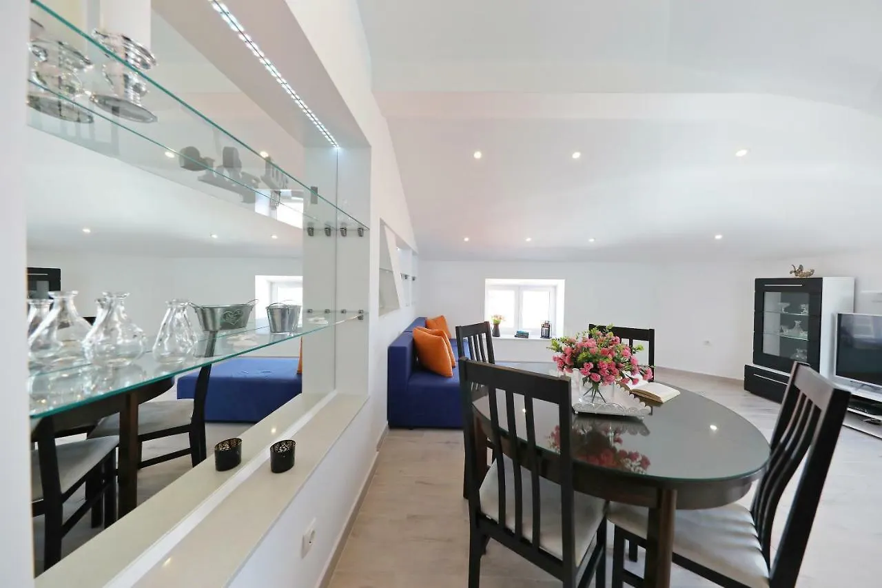 Zara Three Wells Apartment Croatia